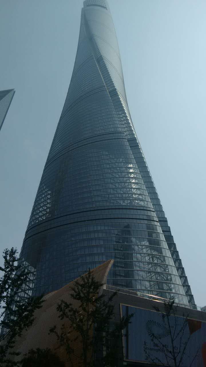 上海中心写字楼出租-办公楼外立面