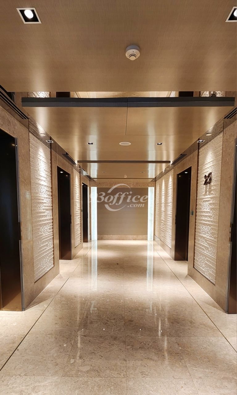 嘉里中心三座办公楼租赁-写字楼楼层电梯