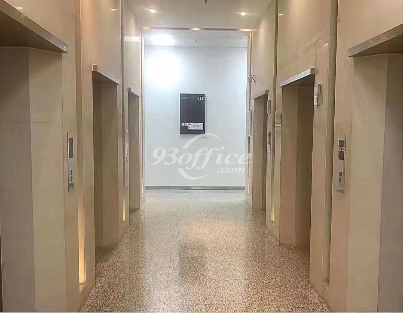 珠江创意中心写字楼租赁-办公楼电梯厅