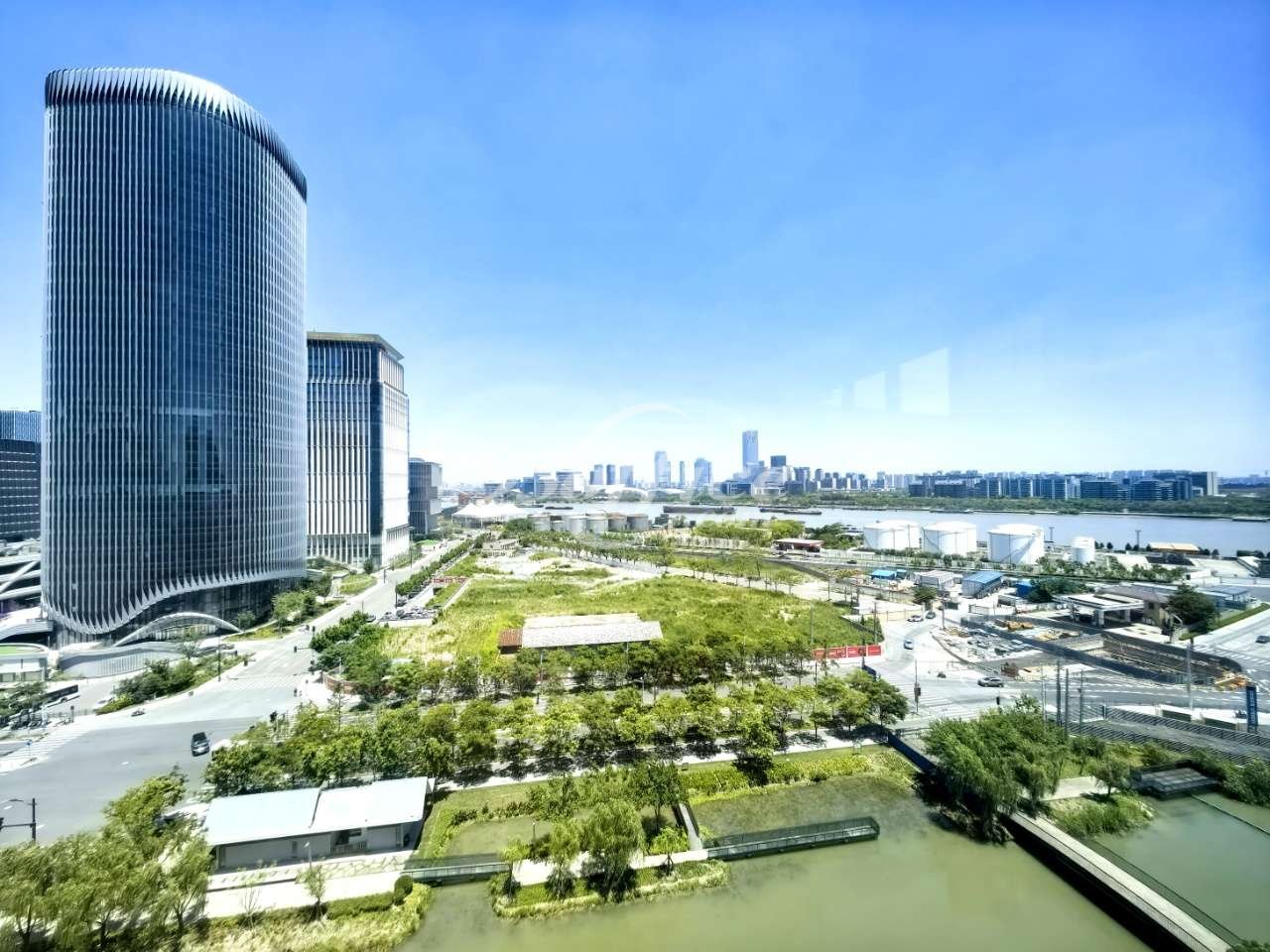 徐汇区网易上海西岸研发中心 写字楼-办公楼-办公室-共享办公出租租赁租金