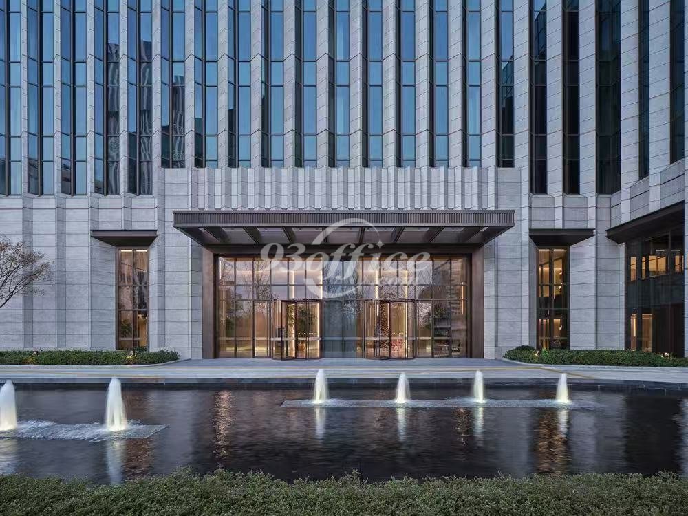 世博后滩申能金融大厦写字楼租金-办公楼入口