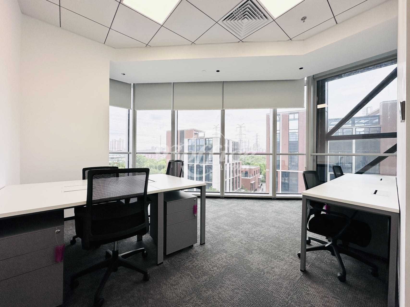 力波中心共享联合办公室出租租赁租金